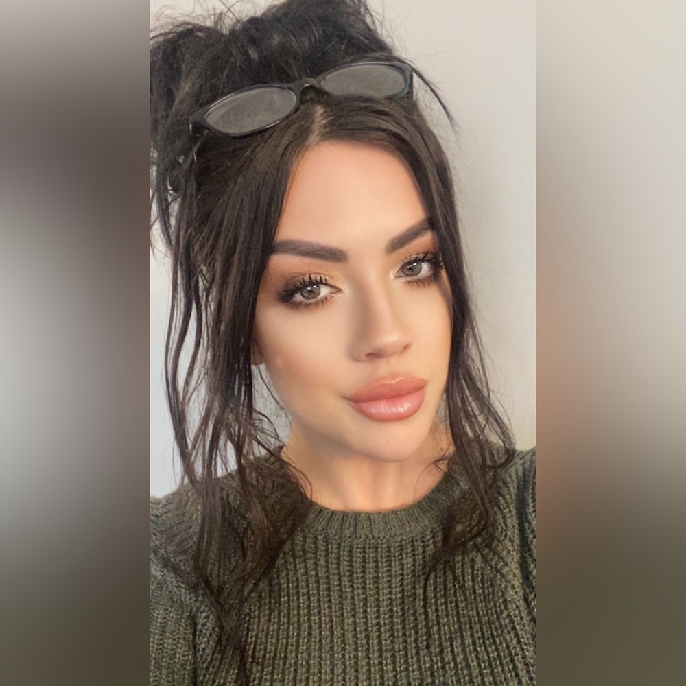 Meet your Posher, Stephanie